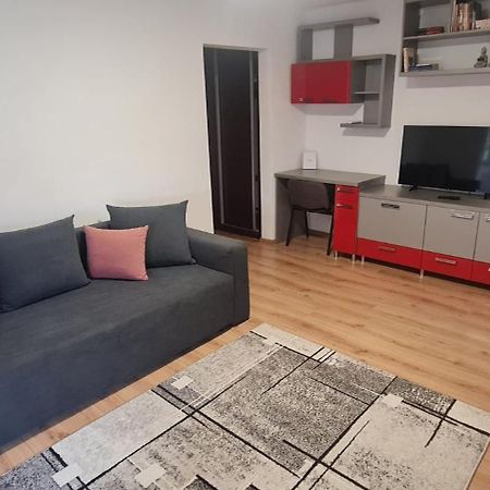 La Bloc Apartment Arad Zewnętrze zdjęcie